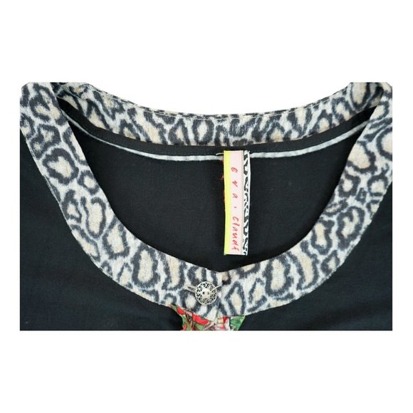 Eva & Claudi Blouse Womens Top Size Small Button Down Two Pockets Leopard Acents - Picture 3 of 5
